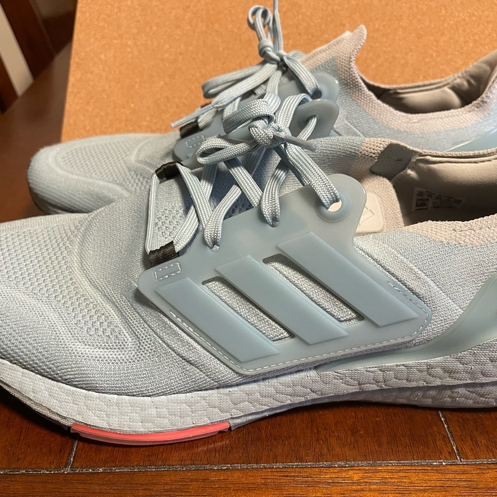 Adidas ultraboost 22 mens 11.5